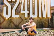 九游官网-丢绝平三分！里夫斯8进球伴随8失误状态奇特 湖人还给2.4亿顶薪？|雷霆|俄克拉荷马雷霆队|奥斯汀-里夫斯|奥斯汀·里夫斯|多诺万-米切尔_新浪体育_新浪新闻